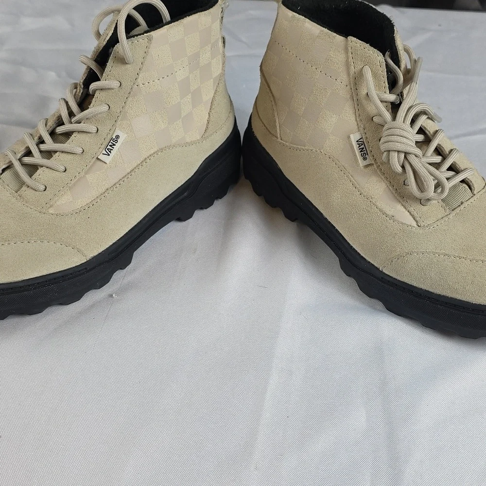 Vans Ultra Cush‎ MTE Cold Weather Sneakers HighTops Tan Suede Checkered Sz 4.5